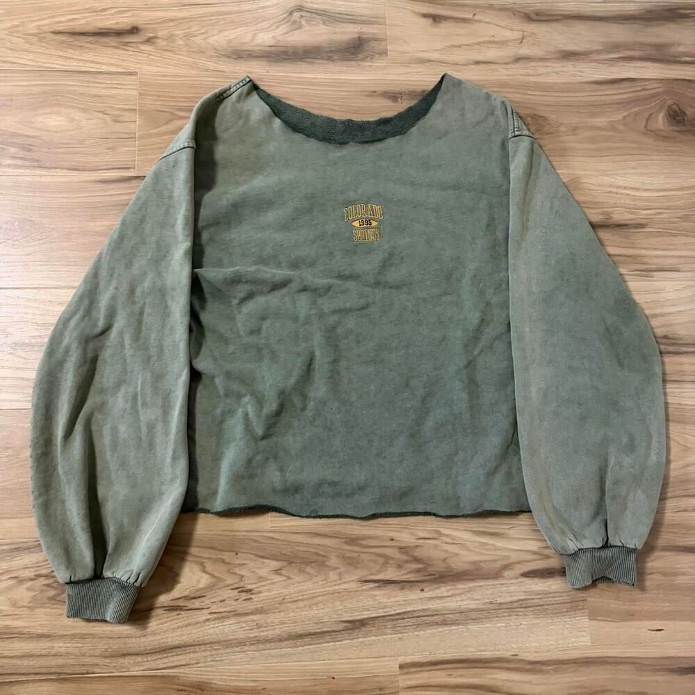 Vintage 1995 Distressed Cropped Green Colorado Springs crewneck Size XL
